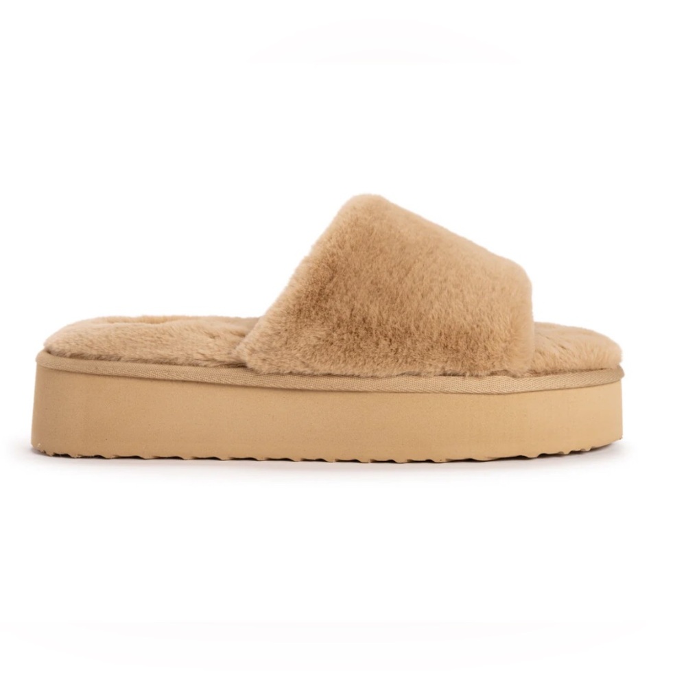 NWOT Muk Luks Faux Fur Chunky Platform Slide Open Toe Slippers Tan Size 7 -8